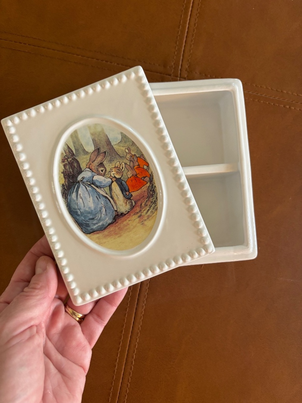 Beatrix Potter Michel & Co Divided Trinket Box Collectible Glass Hobnail 2001